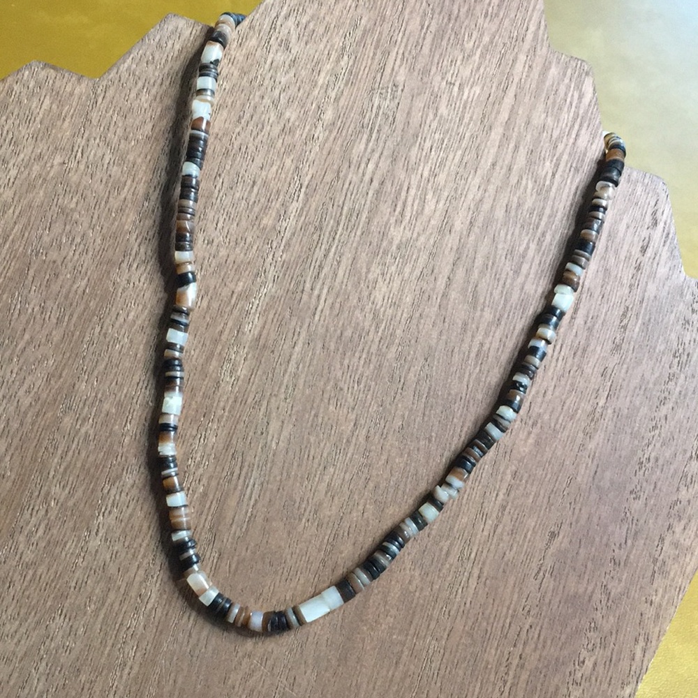 Mini Shells Choker Necklace